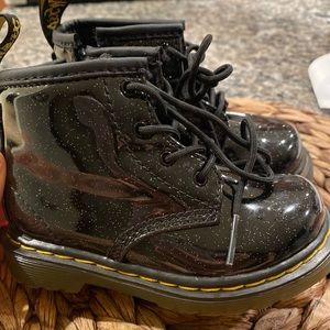 Toddler Black Glitter Dr Martens size 6 in excellent condition